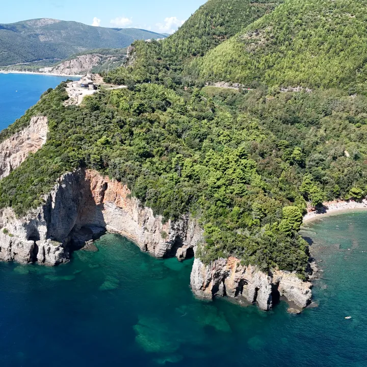 Mogren Beach, The headland from above