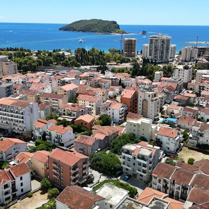 Budva, The residential streets behind town